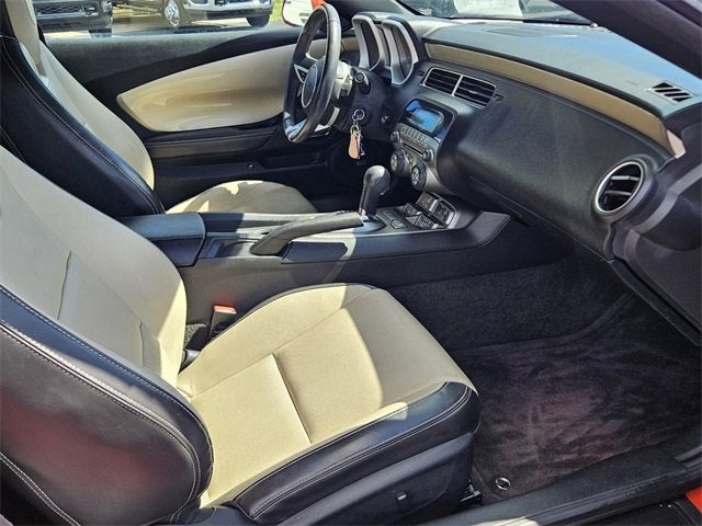 2011 Chevrolet Camaro 2LT