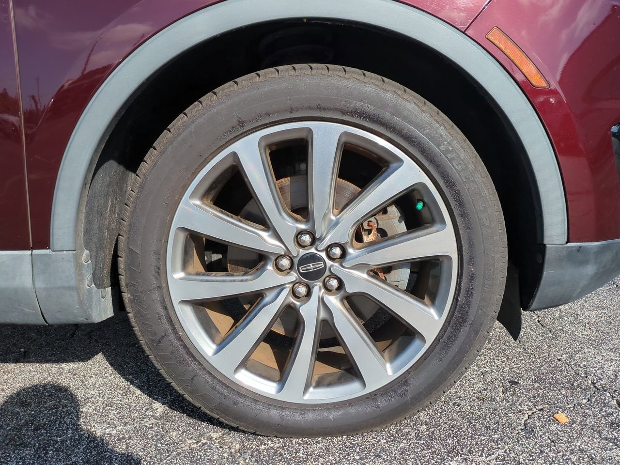 2019 Lincoln Nautilus Select