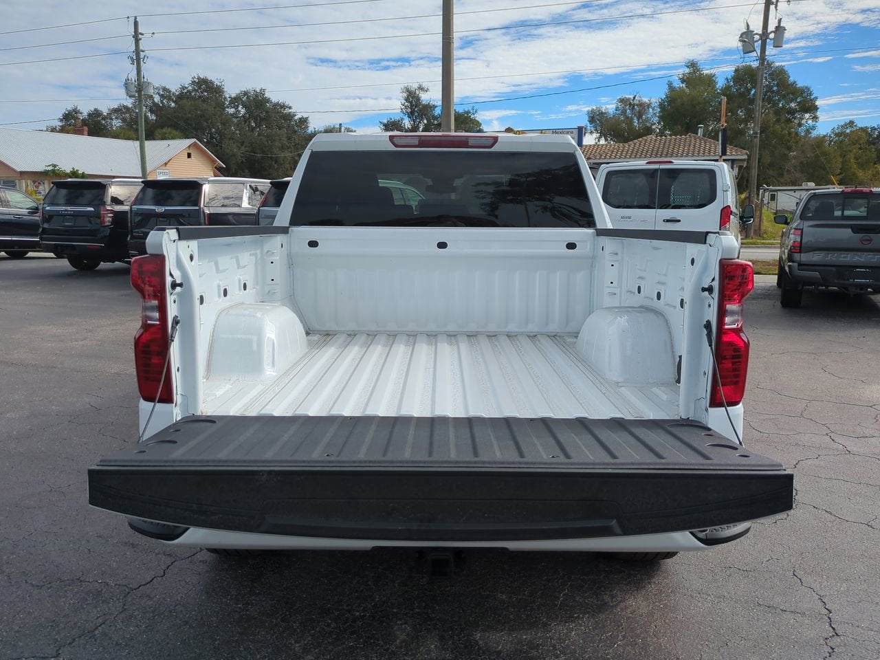 2025 Chevrolet Silverado 1500 Custom