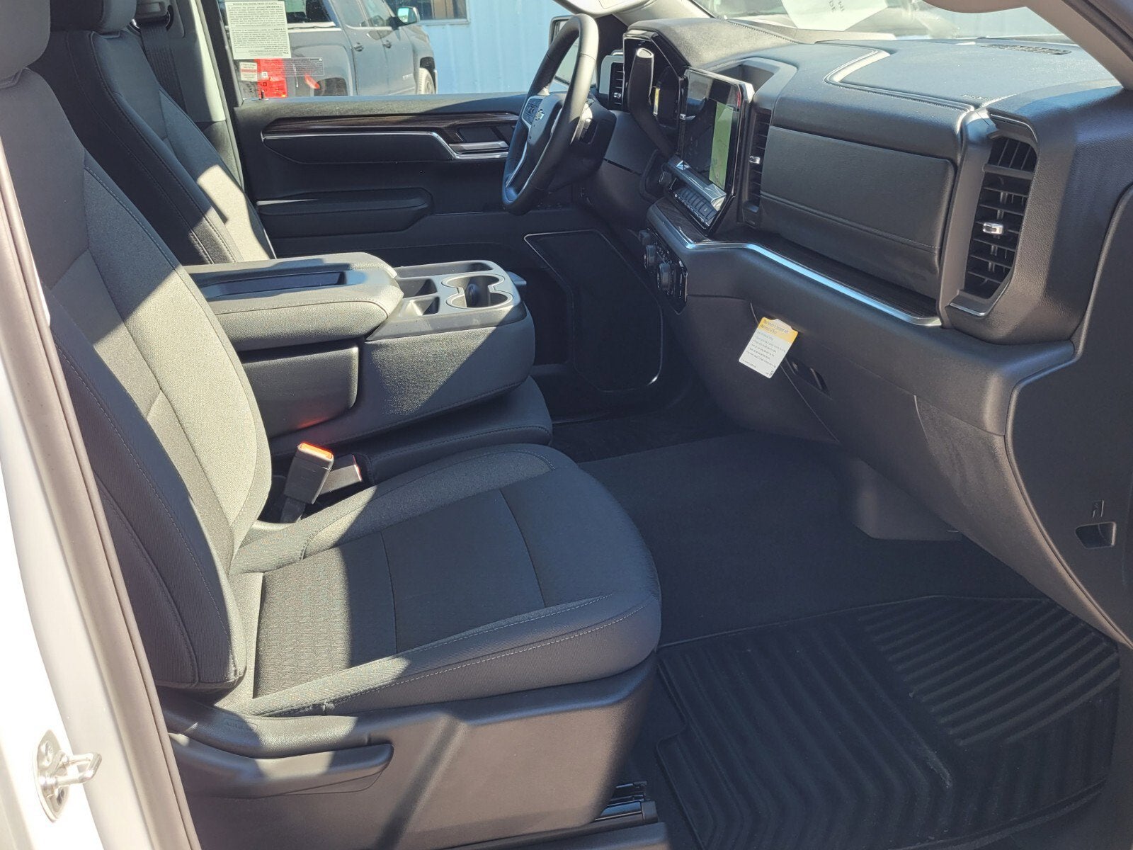 2025 Chevrolet Silverado 1500 LT (2FL)