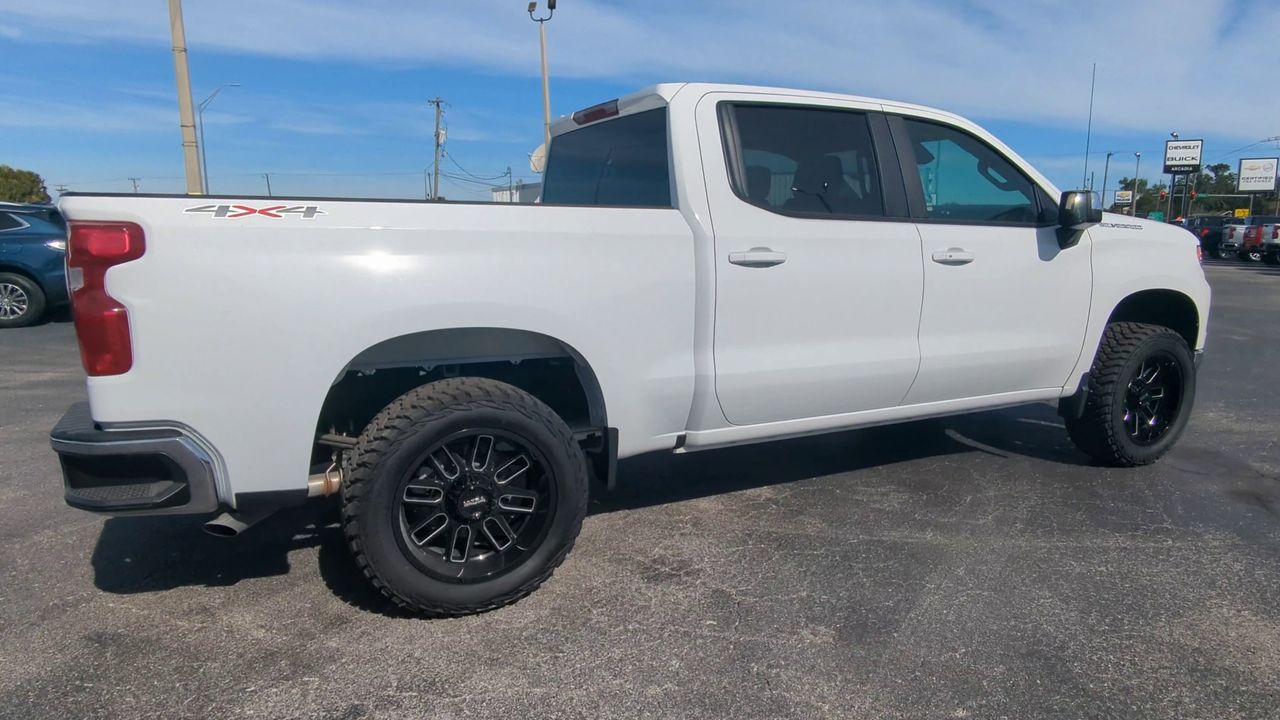 2025 Chevrolet Silverado 1500 LT (2FL)