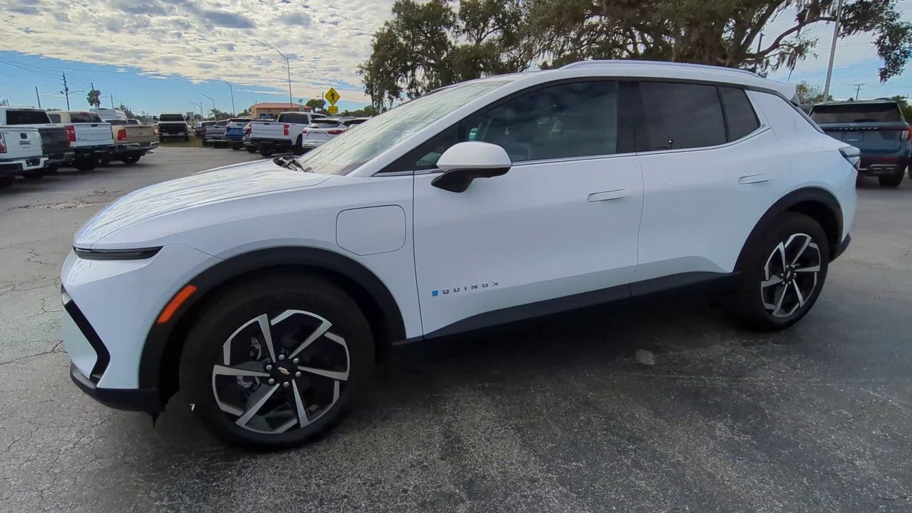 2026 Chevrolet Equinox EV LT