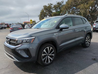 2024 Volkswagen Taos SE