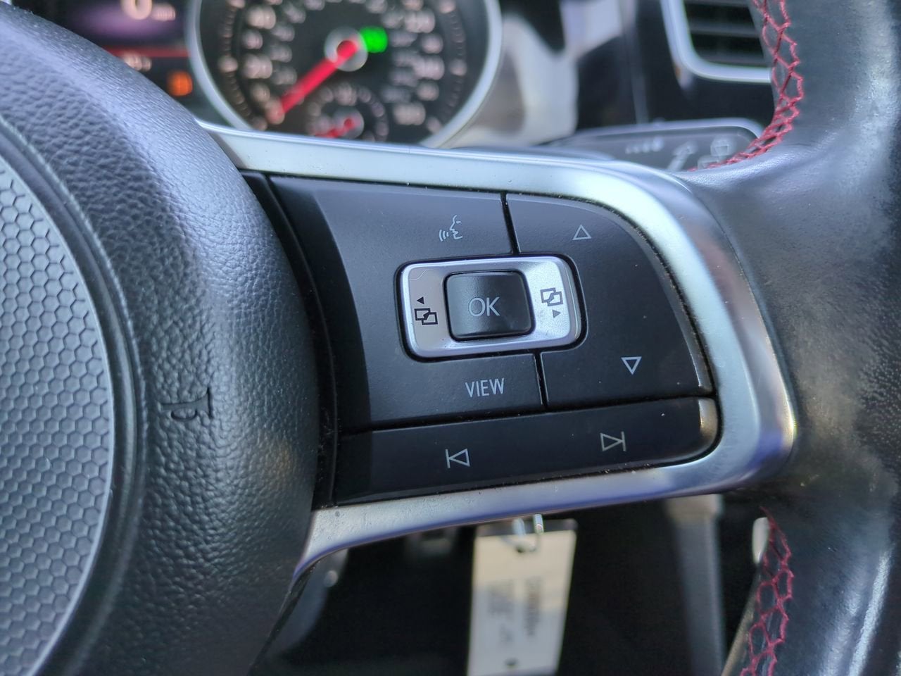 2020 Volkswagen Golf GTI 2.0T S