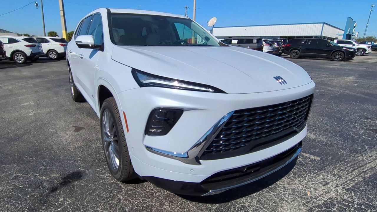 2026 Buick Enclave Avenir