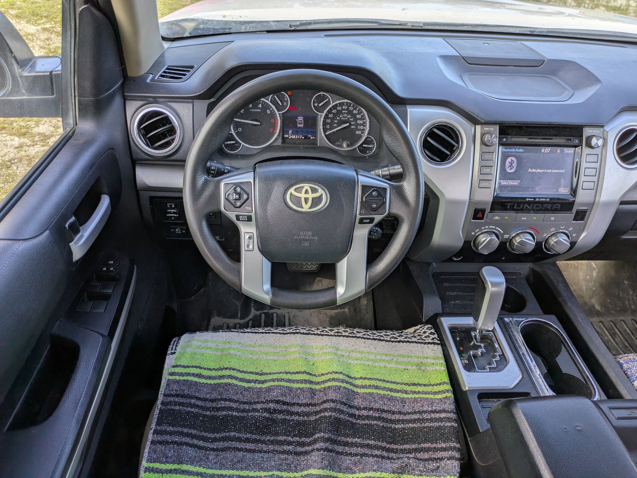 2016 Toyota Tundra SR5 5.7L V8