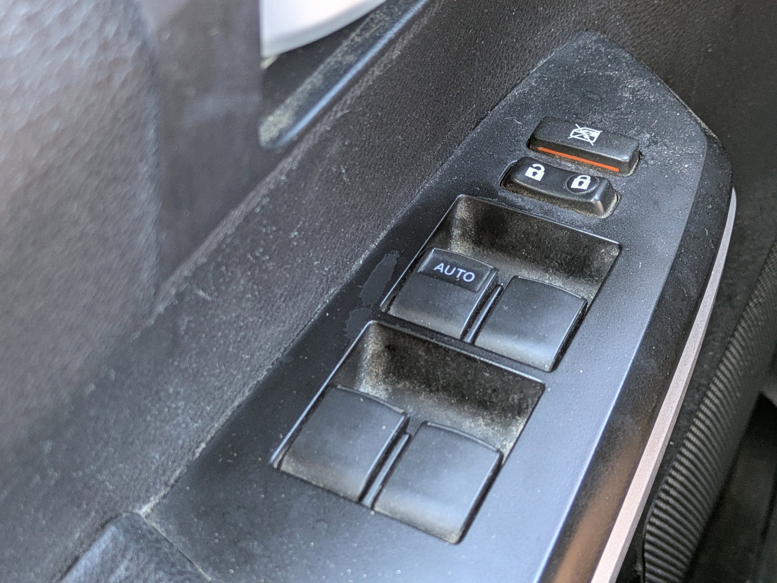 2016 Toyota Tundra SR5 5.7L V8