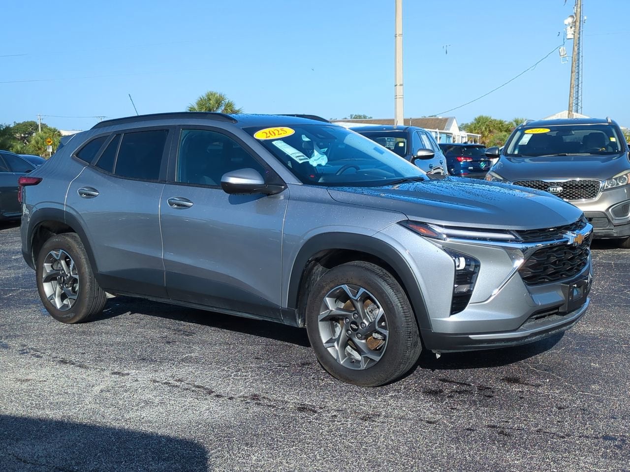 2025 Chevrolet Trax LT