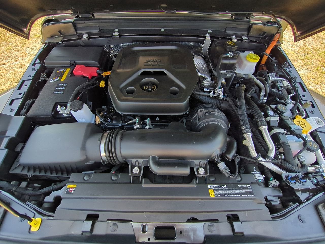 2025 Jeep Wrangler 4xe Sahara