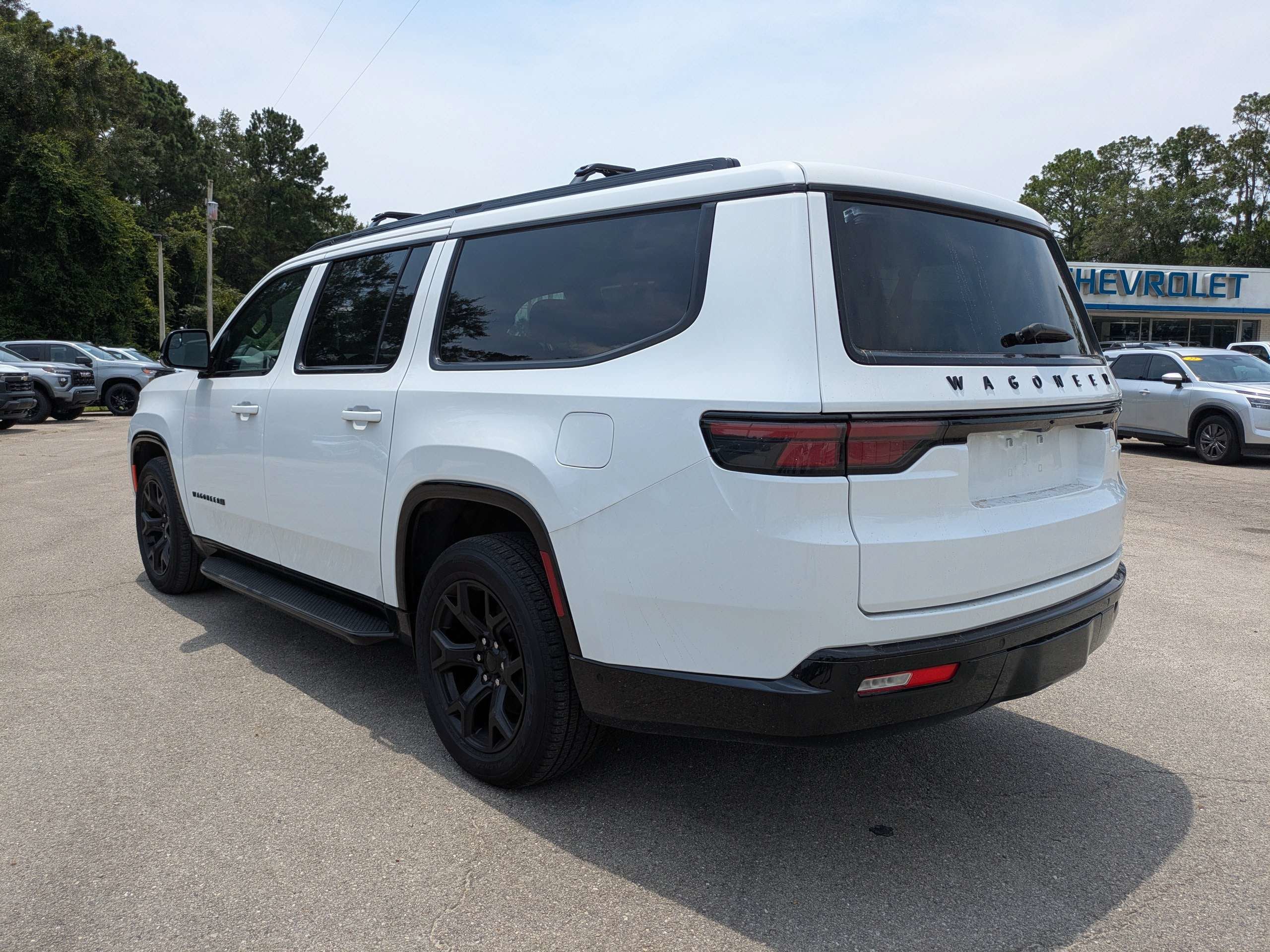 2024 Jeep Wagoneer L Series II Carbide