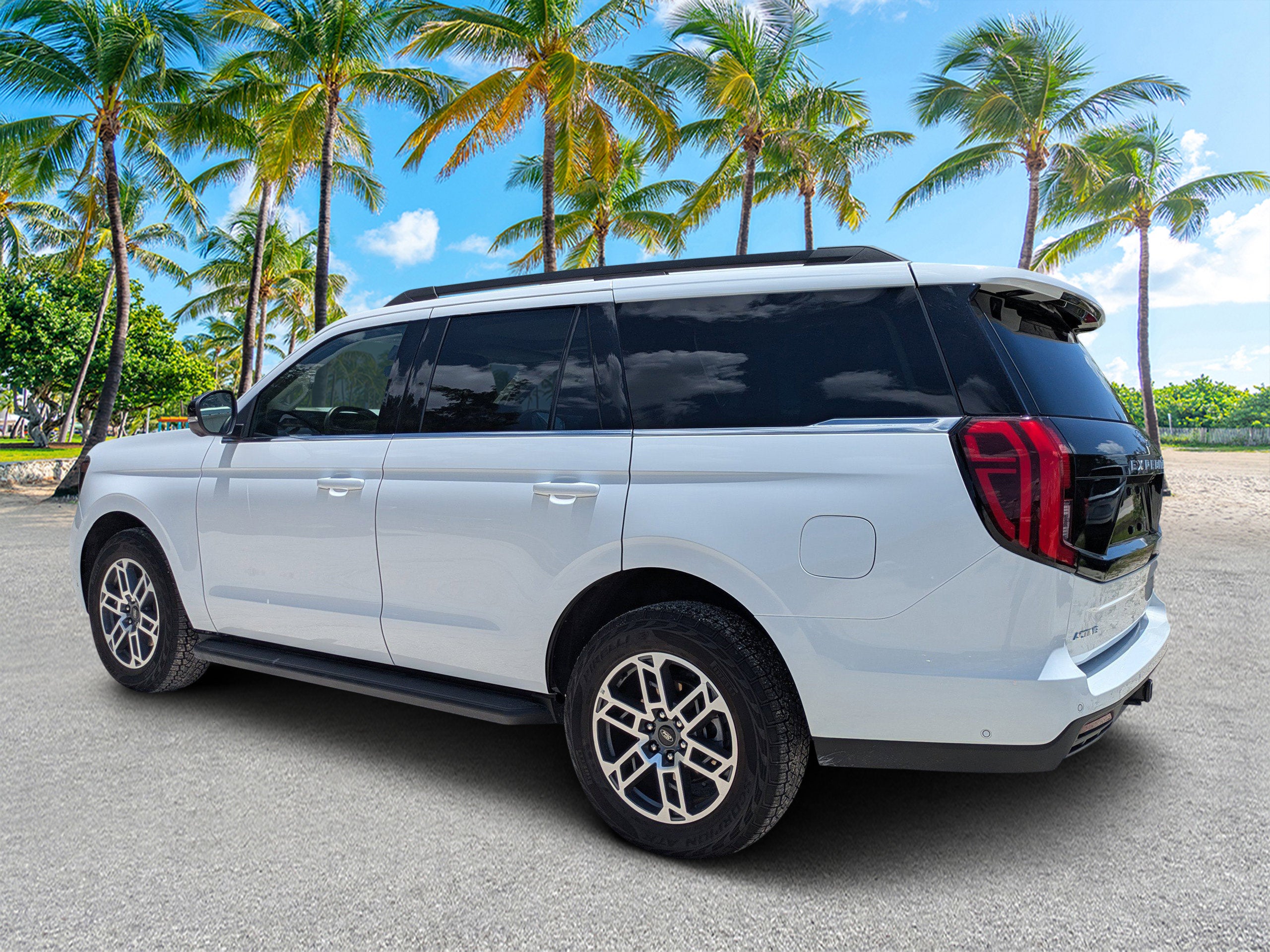 2025 Ford Expedition Active