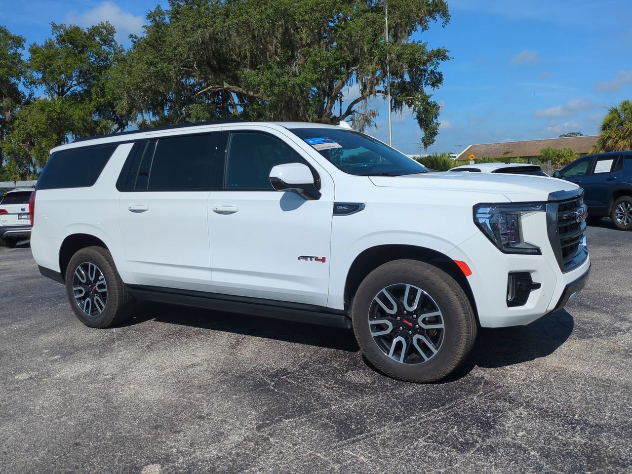 2024 GMC Yukon XL AT4