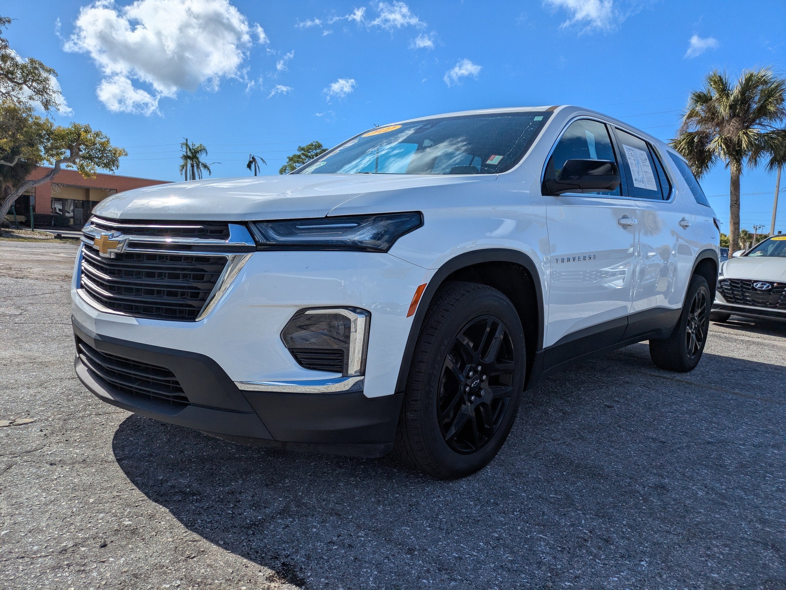 2022 Chevrolet Traverse LS