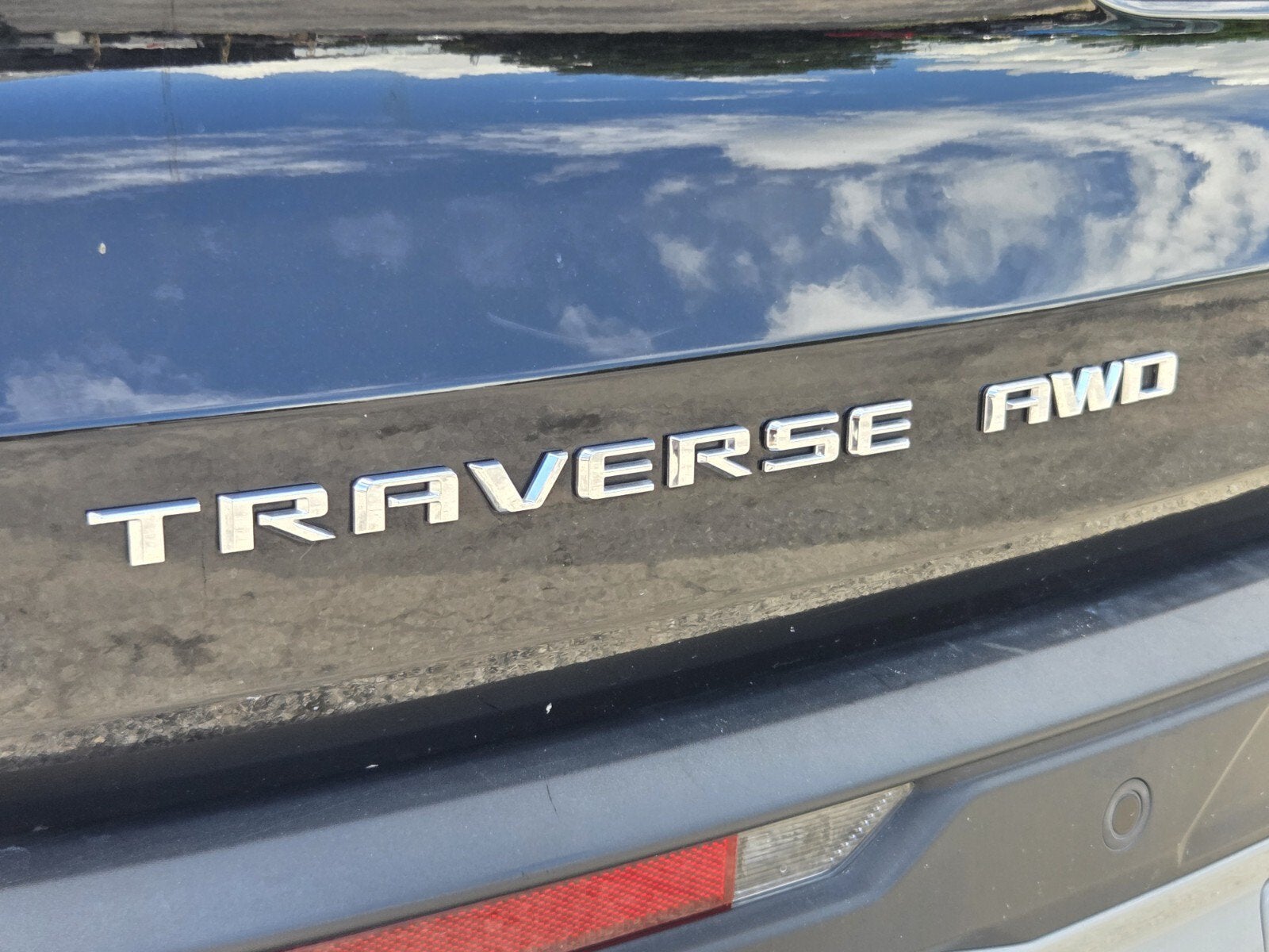 2024 Chevrolet Traverse LT