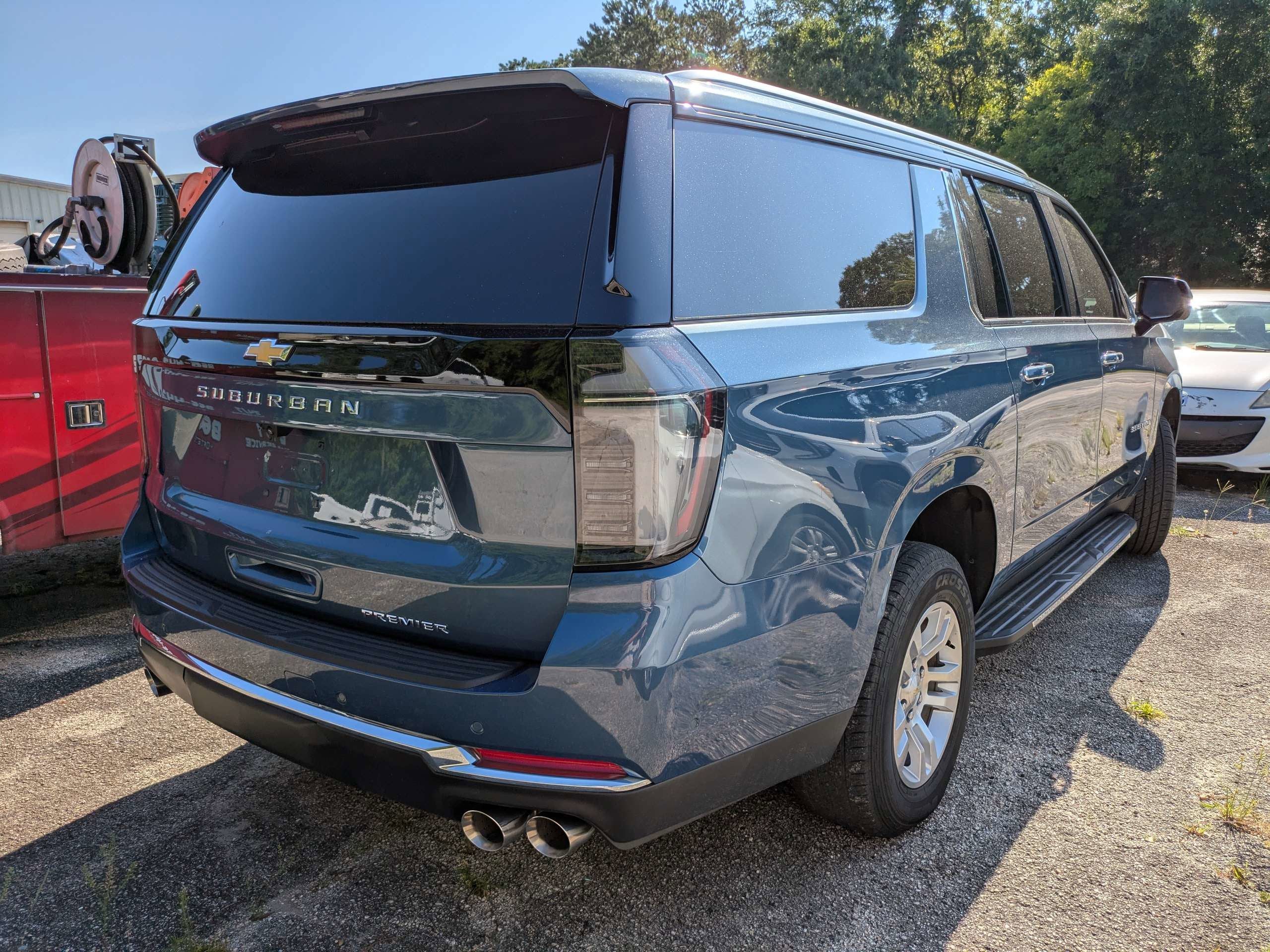 2025 Chevrolet Suburban Premier
