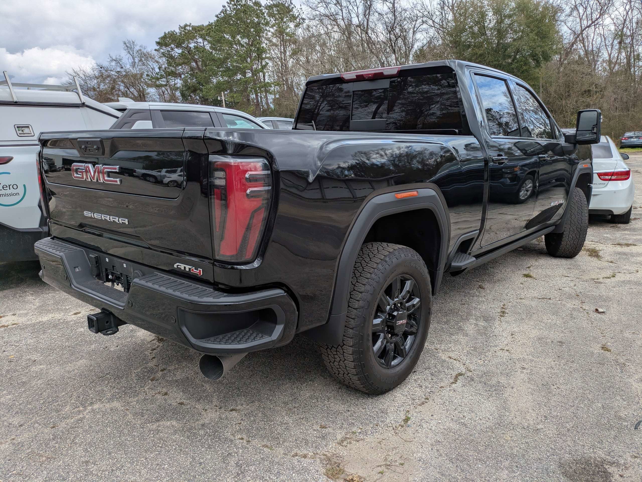 2025 GMC Sierra 2500 HD AT4
