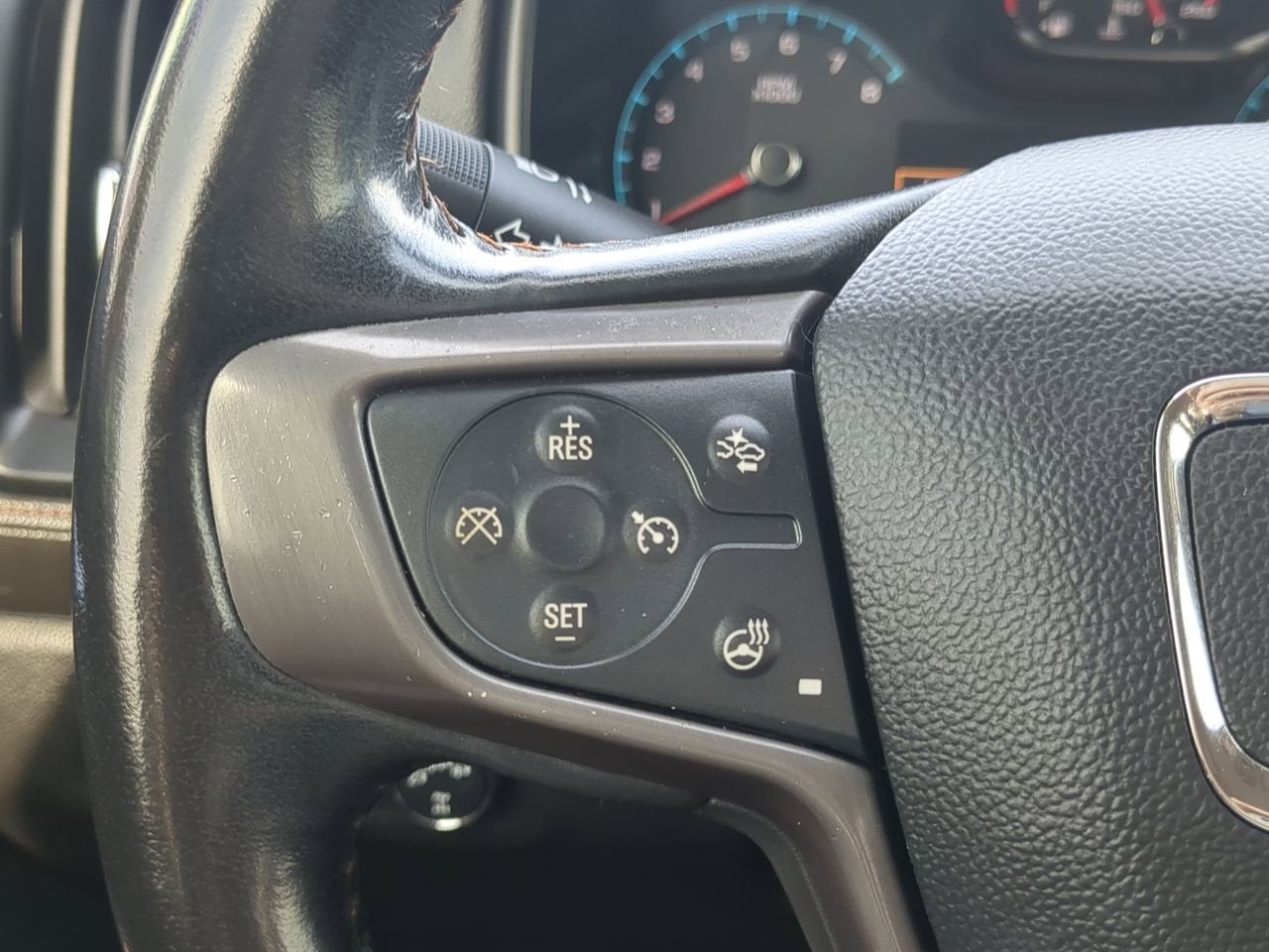 2021 GMC Canyon AT4 - Leather