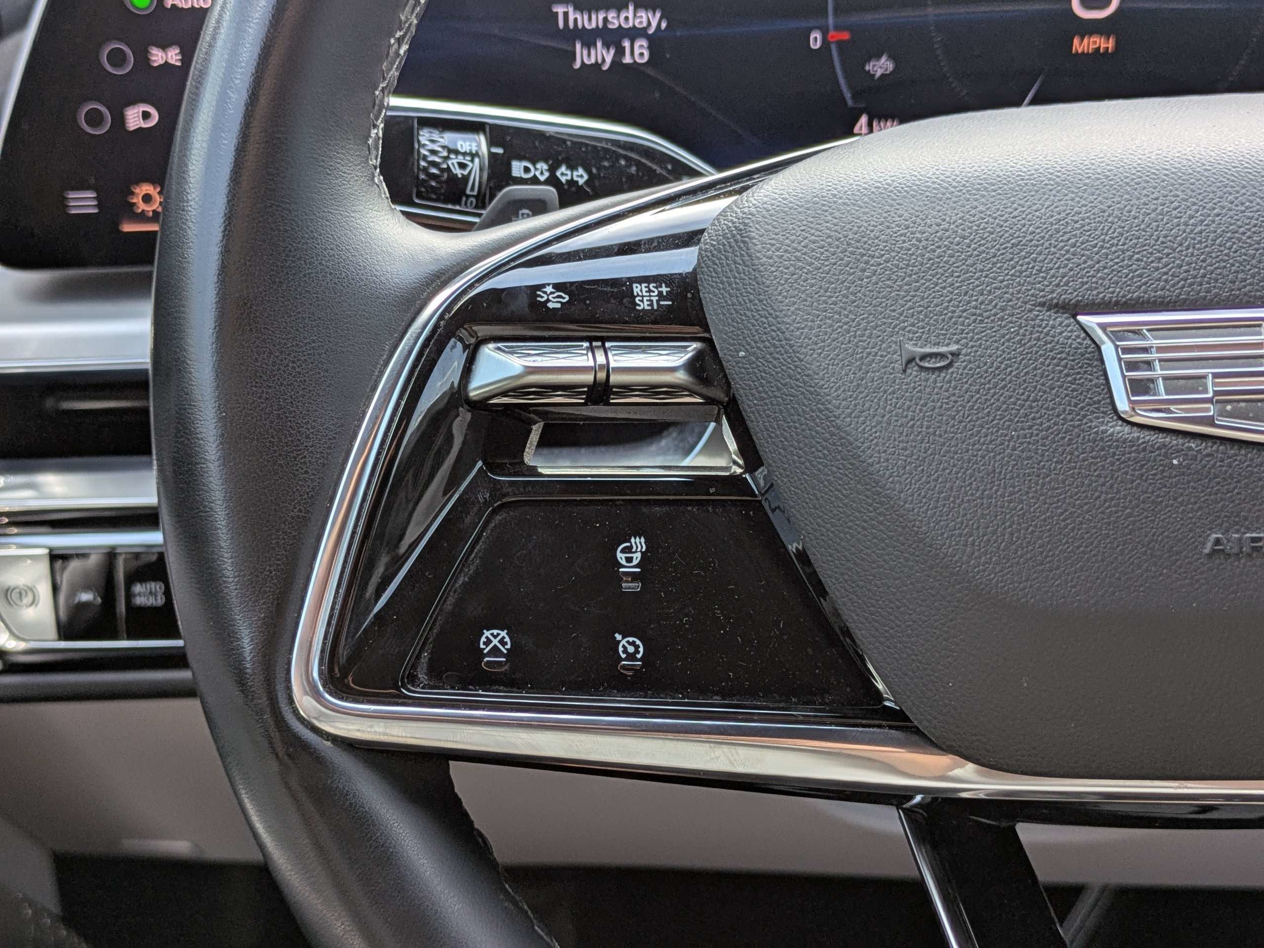 2024 Cadillac LYRIQ Sport 1