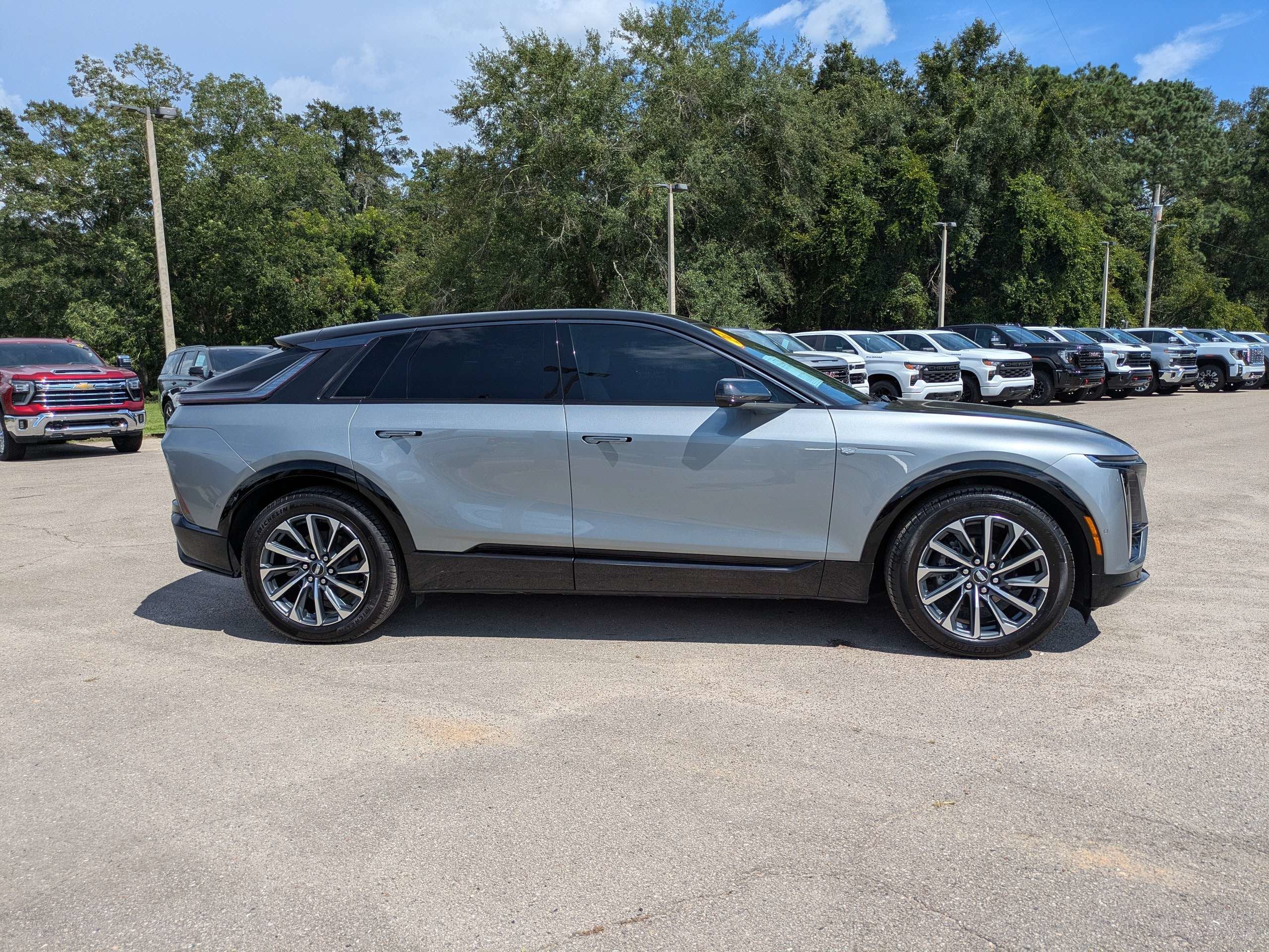 2024 Cadillac LYRIQ Sport 1