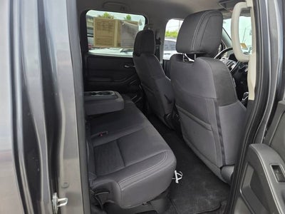 2022 Nissan Frontier Crew Cab SV 4x4