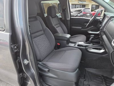 2022 Nissan Frontier Crew Cab SV 4x4