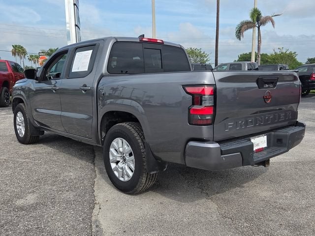 2022 Nissan Frontier Crew Cab SV 4x4