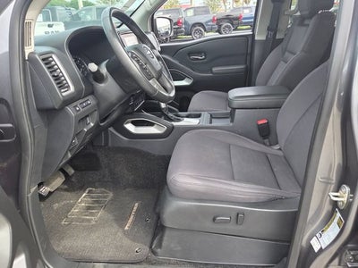 2022 Nissan Frontier Crew Cab SV 4x4