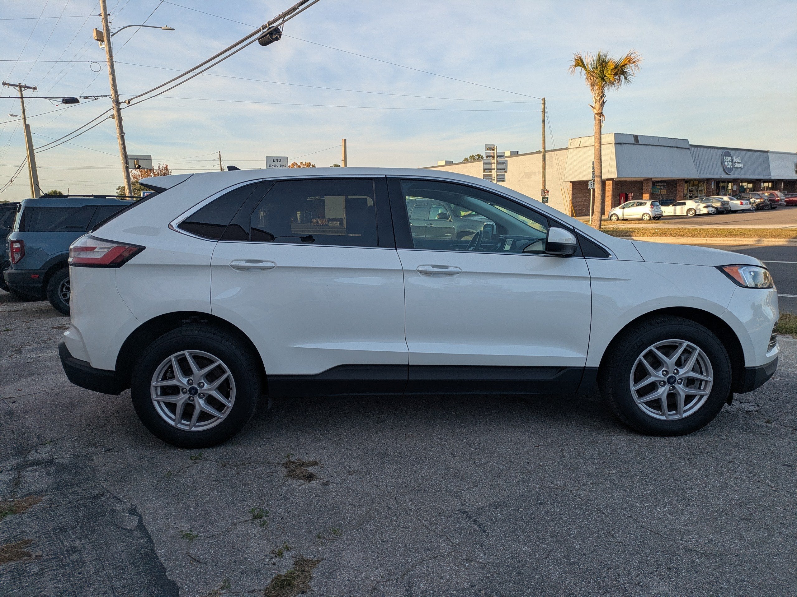 2022 Ford Edge SEL