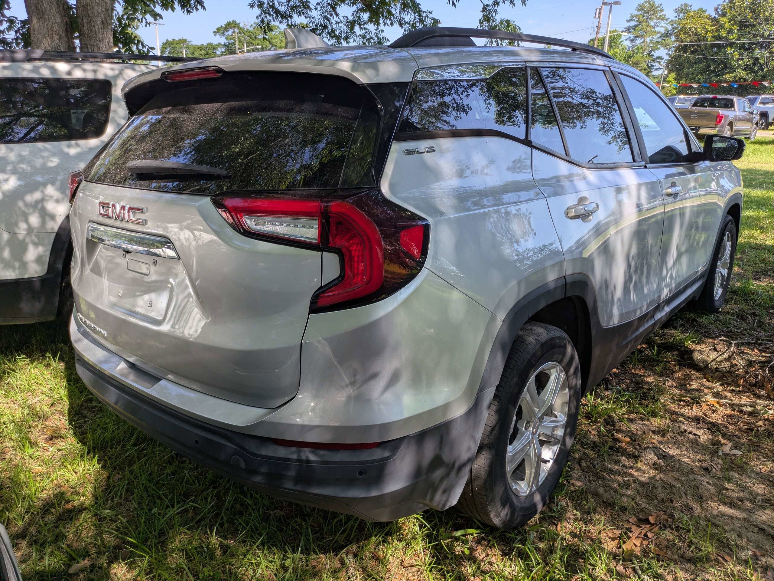 2022 GMC Terrain SLE