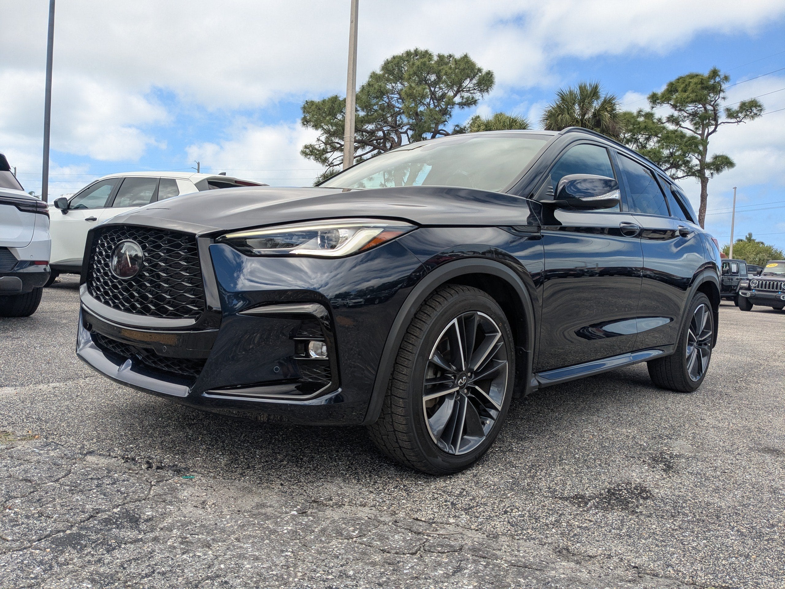 2023 INFINITI QX50 SPORT