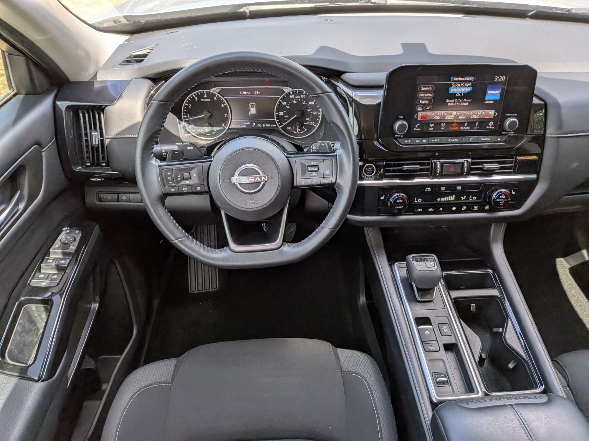 2022 Nissan Pathfinder SV 2WD