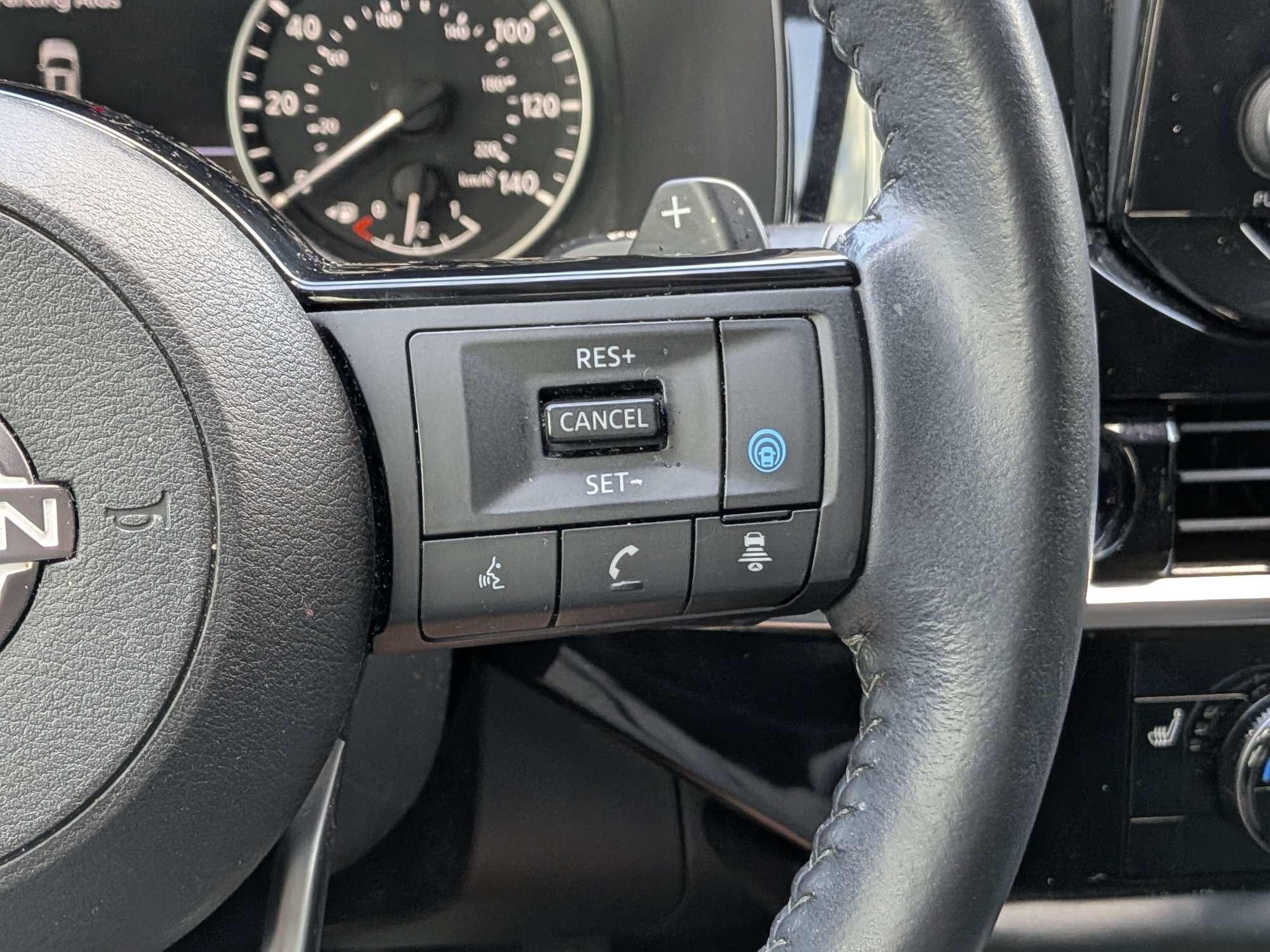 2022 Nissan Pathfinder SV 2WD