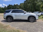 2022 Nissan Pathfinder SV 2WD