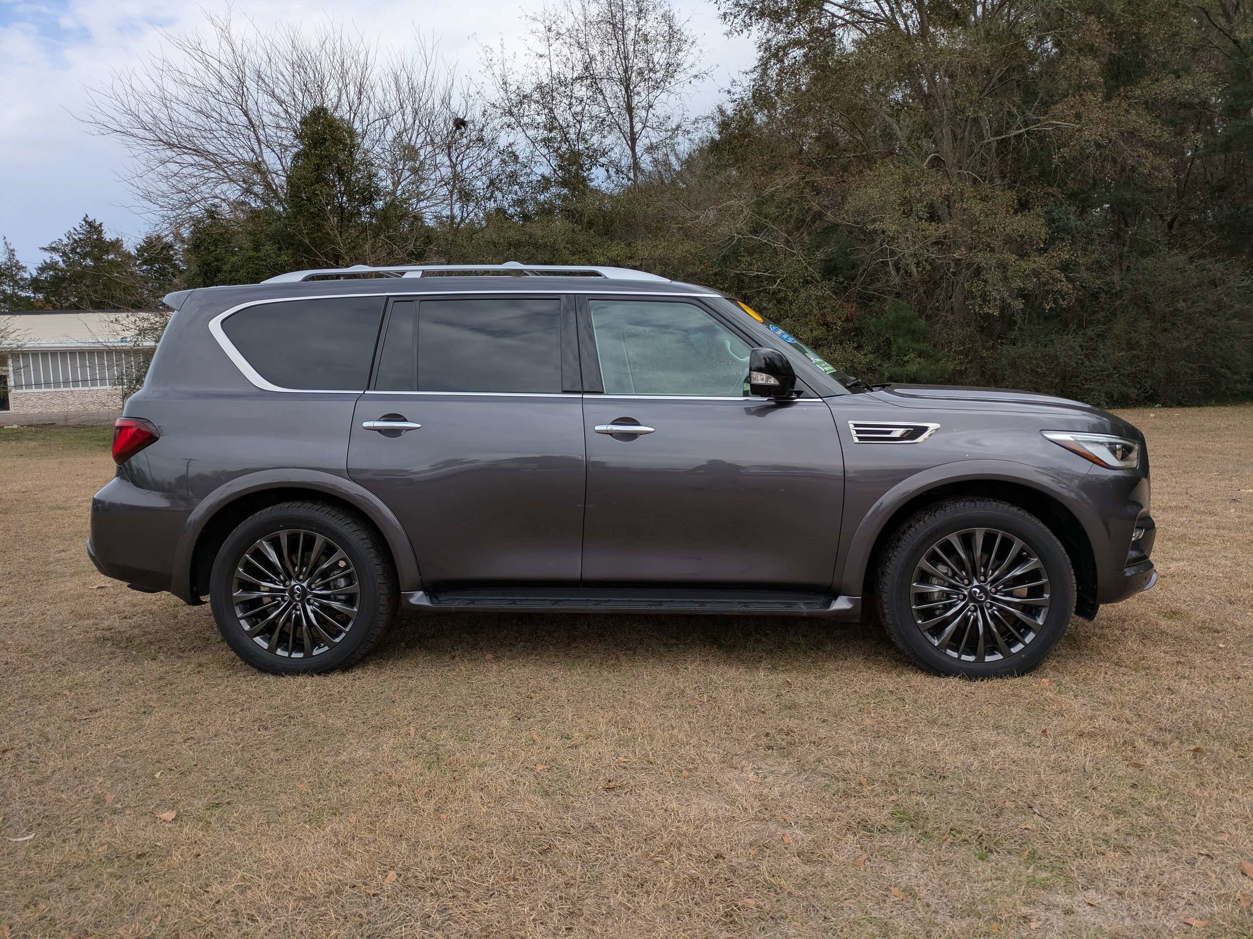 2023 INFINITI QX80 PREMIUM SELECT AWD