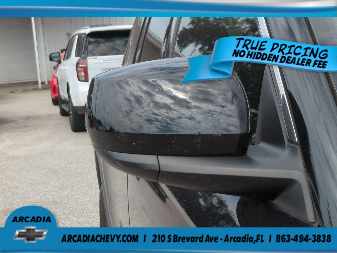 2023 Jeep Grand Cherokee Laredo 4x2