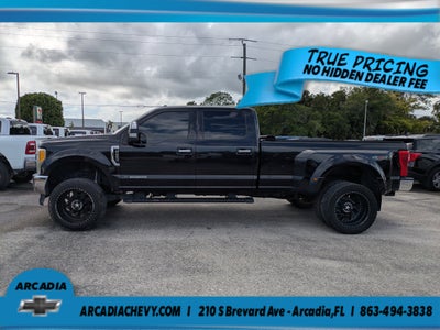 2017 Ford F-350 LARIAT