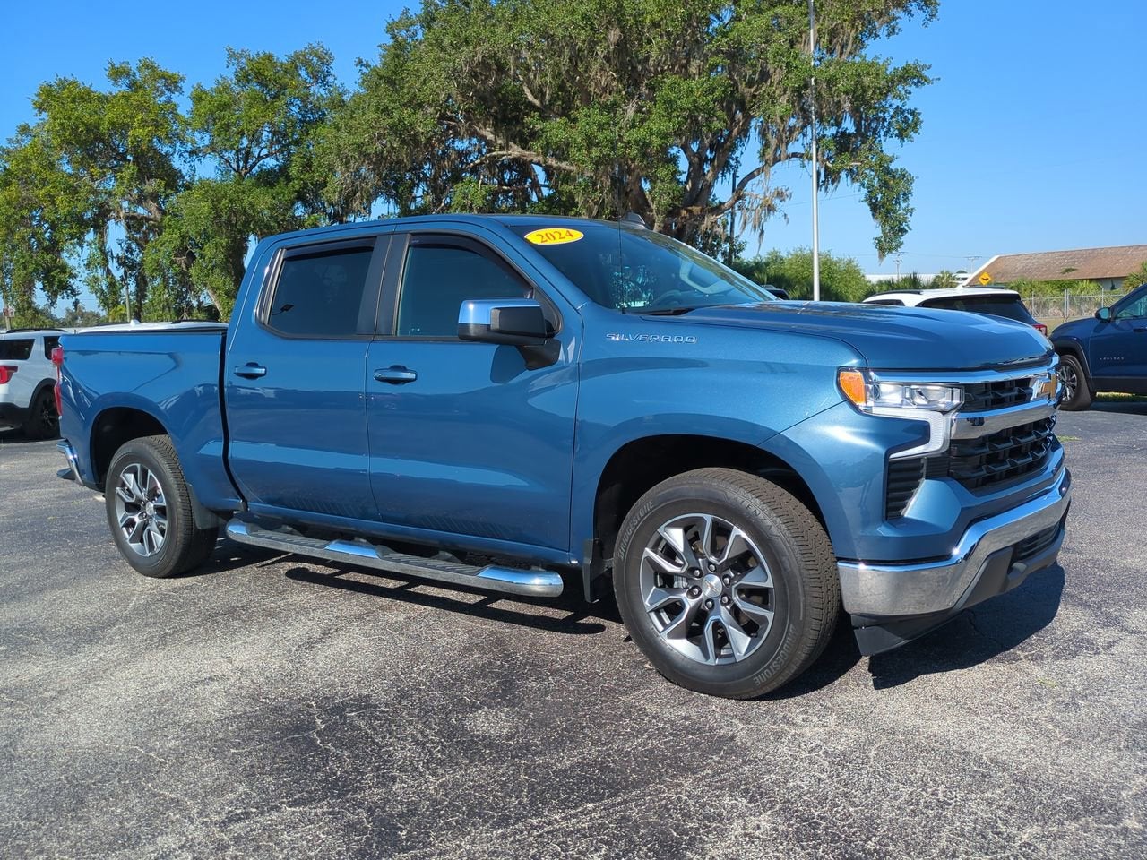 2024 Chevrolet Silverado 1500 LT