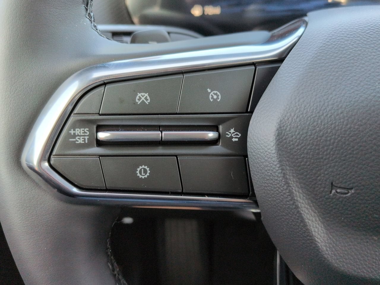 2027 Chevrolet Equinox LT - Photo 25