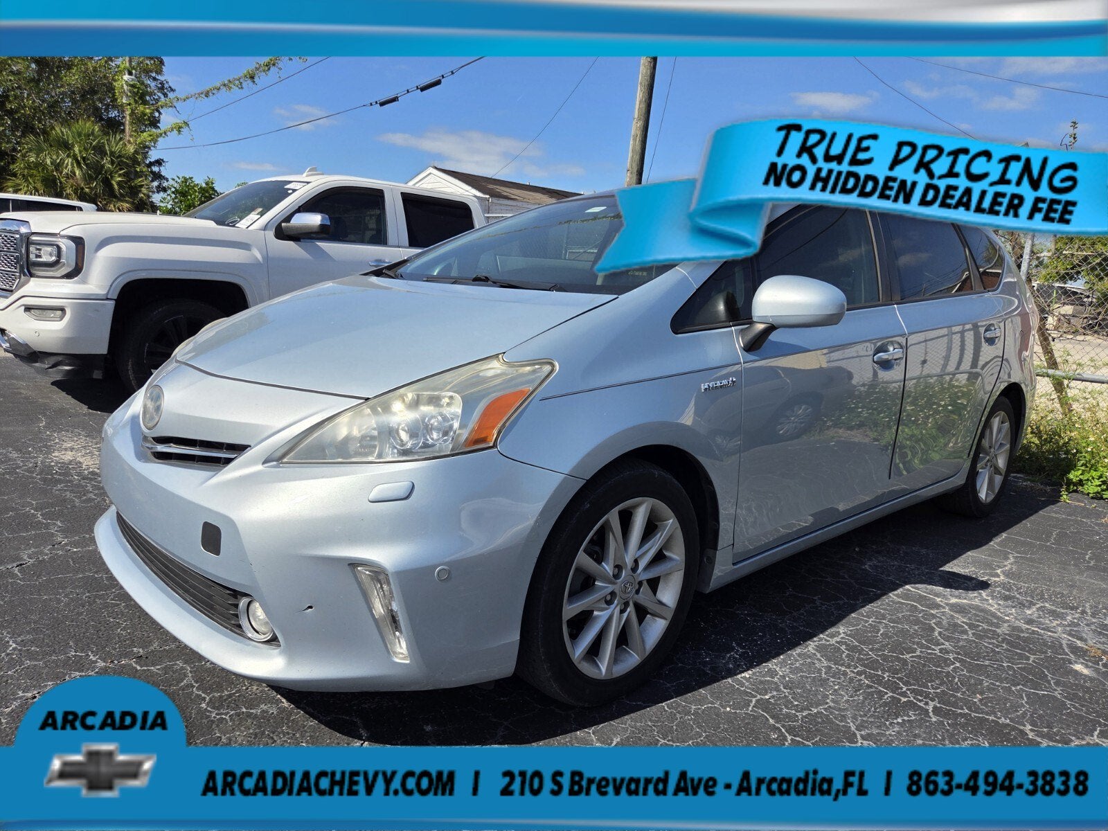 2013 Toyota Prius v Five