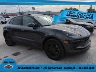 2022 Porsche Macan Base